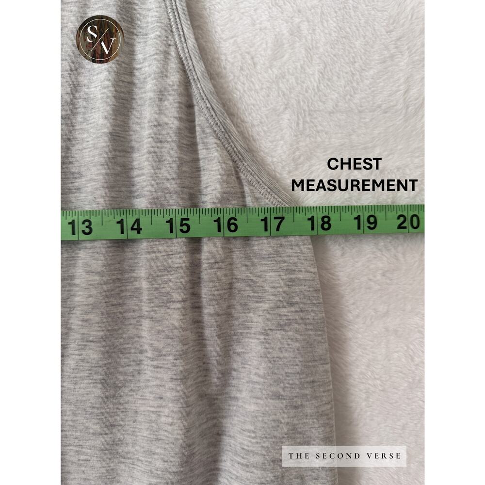 Lululemon Activewear Top Light Heather Grey To The Point Tank Size 10 - Picture 11 of 12